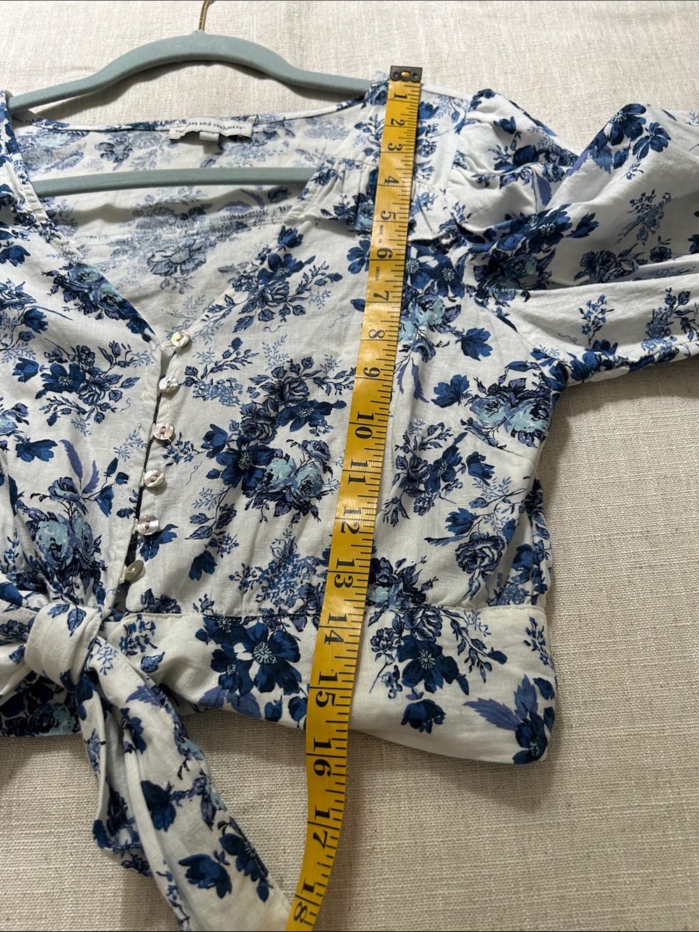 Cupcakes & Cashmere Tie-Front Crop Top Blue/White Floral Ruffle Peasant Milkmaid - Picture 12 of 16